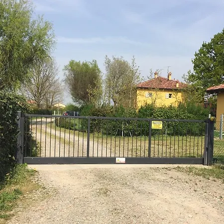 Country house Vigorso 41 *